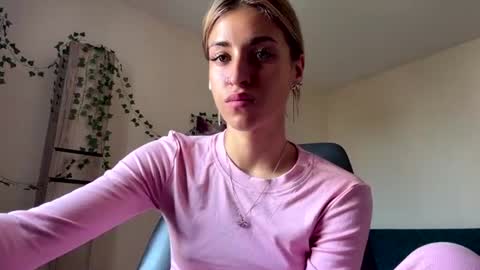 Rossy online show from August 5, 3:31 am