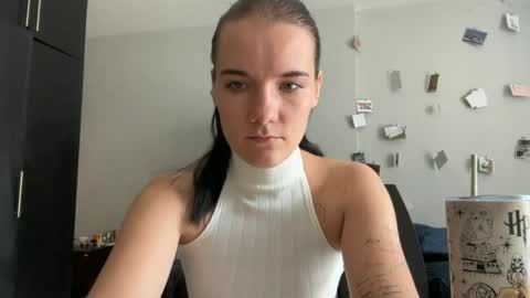 Rose online show from April 15, 4:30 am