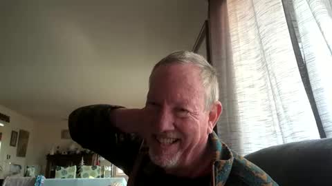 Monkee Dance online show from December 25, 6:30 pm