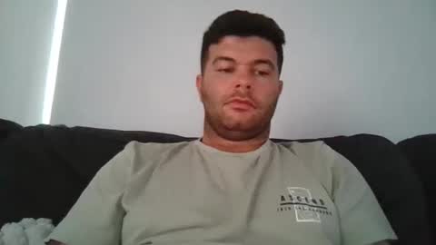 Snapshot of monkeydward chatting on March 4, 1:11 am monkeydward online show from March 4, 1:11 am