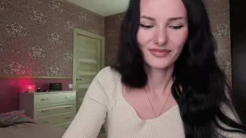 Snapshot of monparis_dream chatting on April 23, 3:36 pm monparis_dream online show from April 23, 3:36 pm