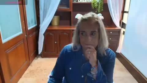 MONSERRAT online show from July 4, 1:06 pm