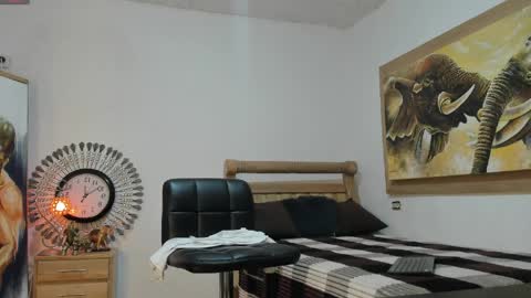 monsoon_the_best online show from May 20, 3:02 am