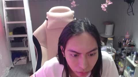 ELYSE A SIMPLE GIRL online show from December 3, 1:02 am