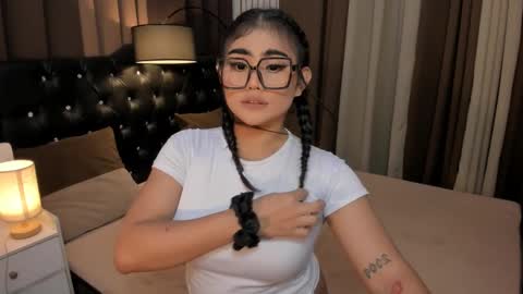 Ruthie online show from December 11, 10:03 am