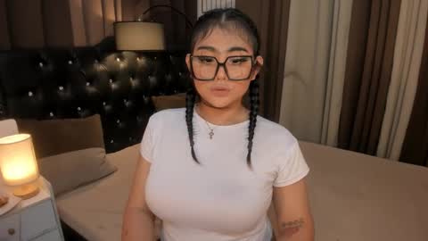 Ruthie online show from December 14, 1:27 pm