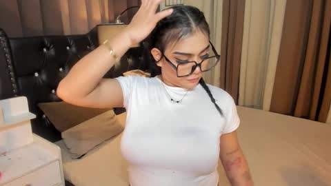 Ruthie online show from February 25, 11:30 am