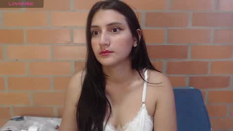 Luisa online show from April 18, 3:05 pm
