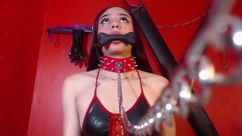 Monttserratt online show from January 10, 7:43 pm