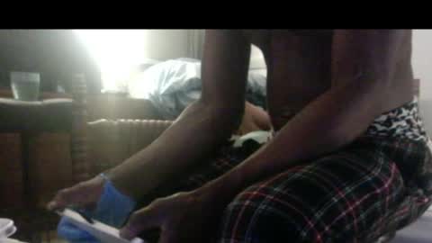 Snapshot of montydxxx2 chatting on June 21, 8:17 am montydxxx2 online show from June 21, 8:17 am