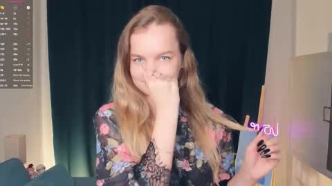 moon_puzzles online show from February 8, 7:17 pm