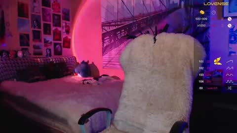 Keira online show from December 16, 7:43 pm