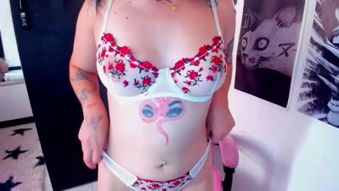 MOON online show from September 13, 6:51 pm