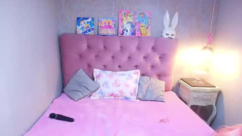 Charlotte online show from April 18, 8:31 pm