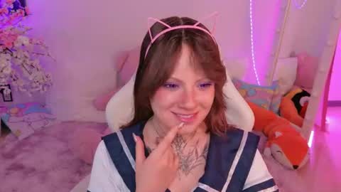 Snapshot of moonhaze_ chatting on June 28, 9:59 am Erica online show from June 28, 9:59 am
