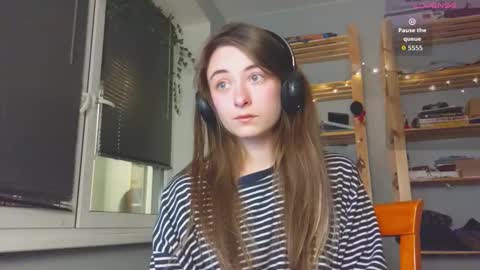 Snapshot of moonlight__lovers chatting on November 16, 3:56 am Dana online show from November 16, 3:56 am