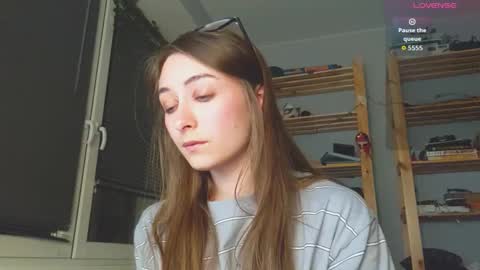 Snapshot of moonlight__lovers chatting on December 1, 9:09 pm Dana online show from December 1, 9:09 pm