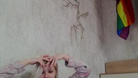 Snapshot of moonlight_mia chatting on February 28, 6:52 pm Mia online show from February 28, 6:52 pm