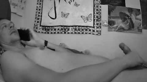 Snapshot of moonlucky007 chatting on September 11, 10:15 am Moonlucky007 online show from September 11, 10:15 am