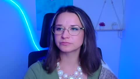 Susanna online show from December 2, 12:10 pm