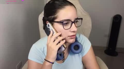 Moon Woman online show from November 15, 1:25 am