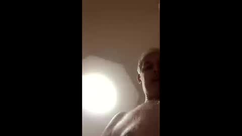 moos1 online show from September 29, 4:50 am