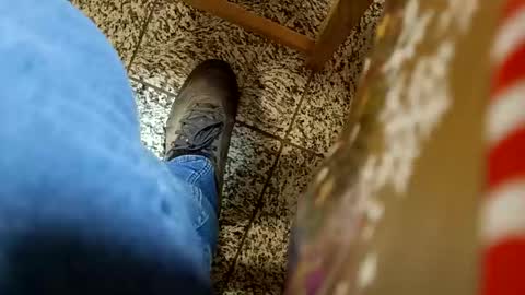 moos1 online show from March 19, 5:50 pm