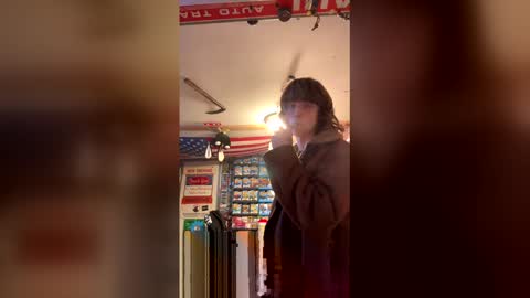 moose3570 online show from March 15, 8:48 pm