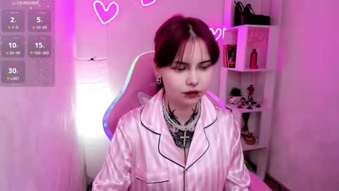 Morana online show from November 22, 1:59 am