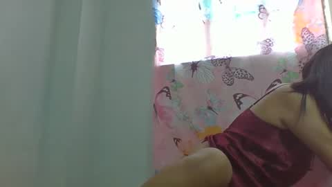 Snapshot of morena_girl31 chatting on May 6, 3:24 am morena_girl31 online show from May 6, 3:24 am