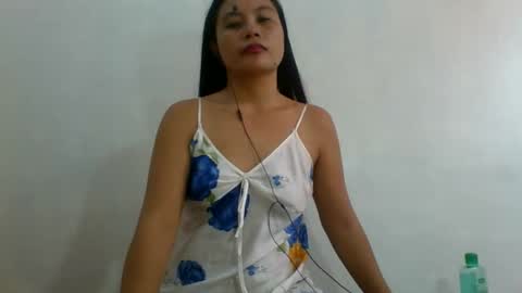 Snapshot of morena_girl31 chatting on May 27, 1:57 am morena_girl31 online show from May 27, 1:57 am