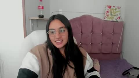 morena_rodriguez_9 online show from December 14, 11:59 am