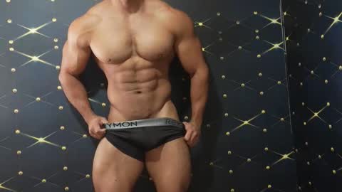 moreno1muscular online show from September 12, 1:00 pm