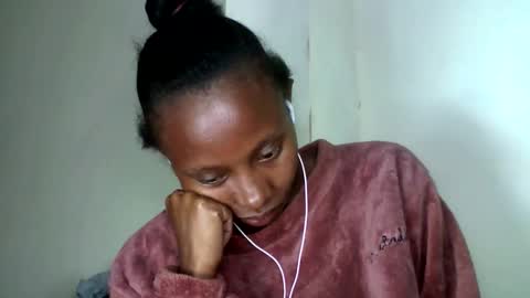 morgane_69 online show from June 9, 12:11 am