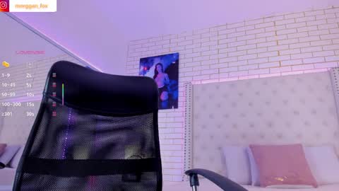 Morggan Castle online show from April 2, 8:28 pm