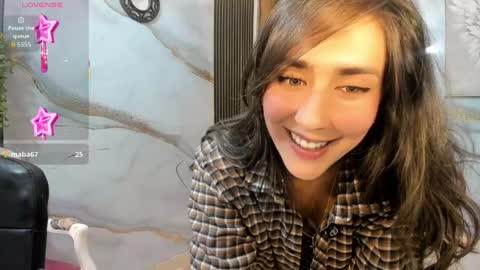 Snapshot of moriahhoe chatting on April 20, 7:37 pm Moriah online show from April 20, 7:37 pm