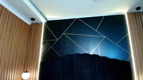 Moriah online show from February 23, 12:13 pm