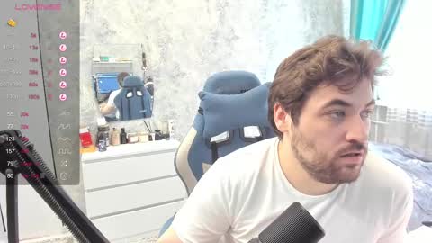 Snapshot of morlaios chatting on February 17, 8:41 am Morl online show from February 17, 8:41 am