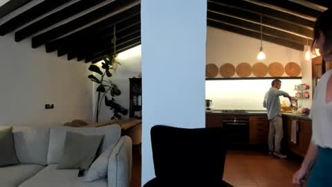 Snapshot of morning_sex_cm chatting on October 11, 8:40 pm Miri Charlie online show from October 11, 8:40 pm