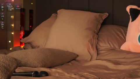 Snapshot of morphesoull chatting on December 7, 7:54 pm morphe online show from December 7, 7:54 pm