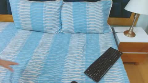 morrigan_luxus online show from January 14, 1:38 pm