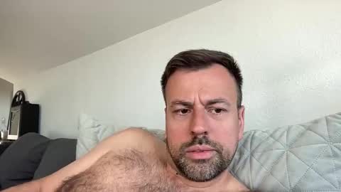 Snapshot of morty87geil chatting on May 19, 5:36 am morty87geil online show from May 19, 5:36 am