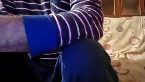 Snapshot of mospeleu chatting on January 3, 6:33 am Nomadu online show from January 3, 6:33 am