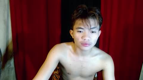 mostwantedtwink online show from November 3, 3:35 pm