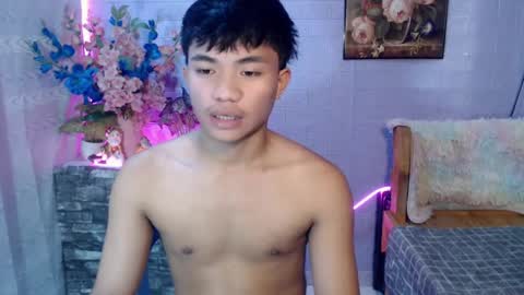 mostwantedtwink online show from July 13, 11:46 am