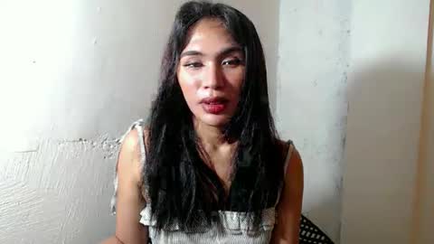 mouiline_rouge69 online show from March 24, 5:23 am