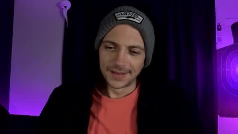 Snapshot of mount_vesuvius chatting on October 26, 10:15 pm mount_vesuvius online show from October 26, 10:15 pm