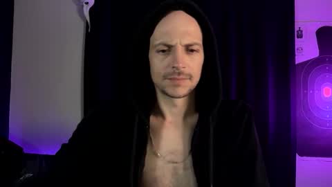 Snapshot of mount_vesuvius chatting on November 8, 1:17 am mount_vesuvius online show from November 8, 1:17 am