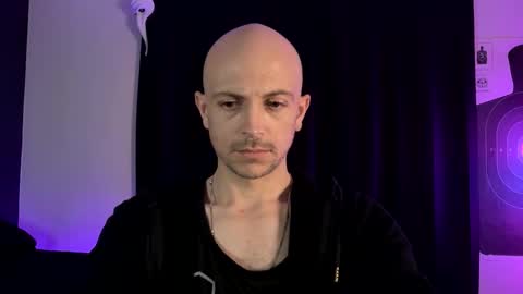 Snapshot of mount_vesuvius chatting on November 13, 3:55 pm mount_vesuvius online show from November 13, 3:55 pm