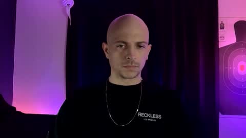 Snapshot of mount_vesuvius chatting on November 24, 11:59 pm mount_vesuvius online show from November 24, 11:59 pm